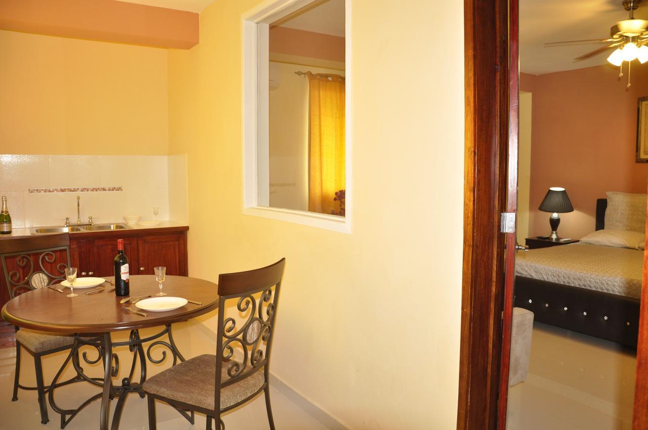 Sams Hotel Port-au-Prince Luaran gambar