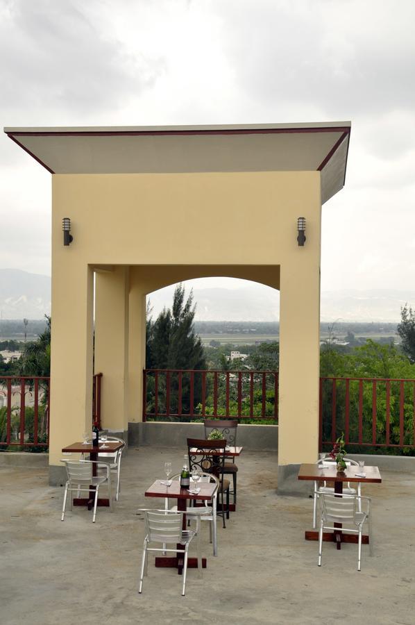Sams Hotel Port-au-Prince Luaran gambar