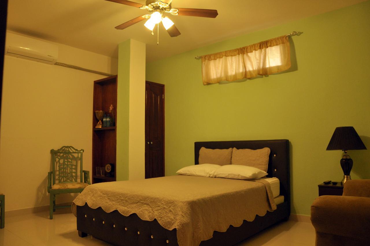 Sams Hotel Port-au-Prince Luaran gambar